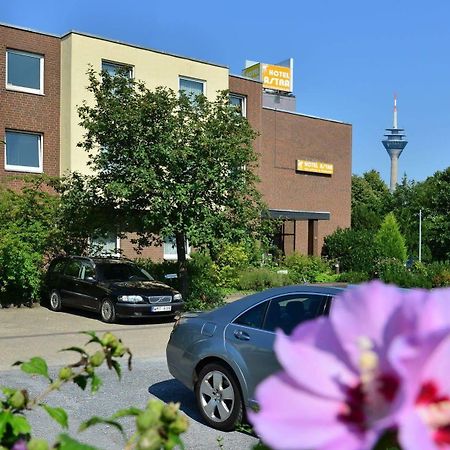 דיסלדורף Hotel Astra מראה חיצוני תמונה