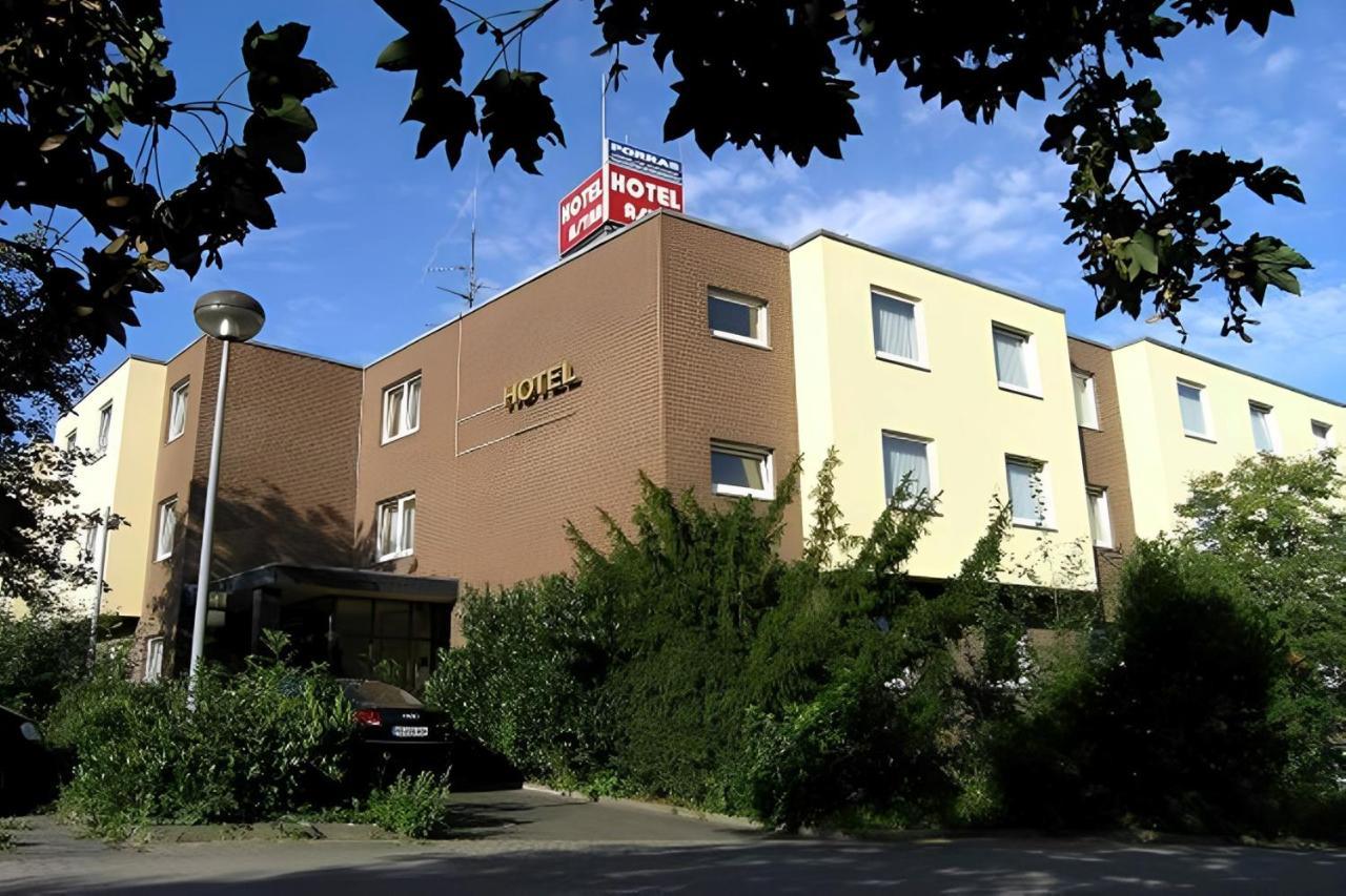 דיסלדורף Hotel Astra מראה חיצוני תמונה