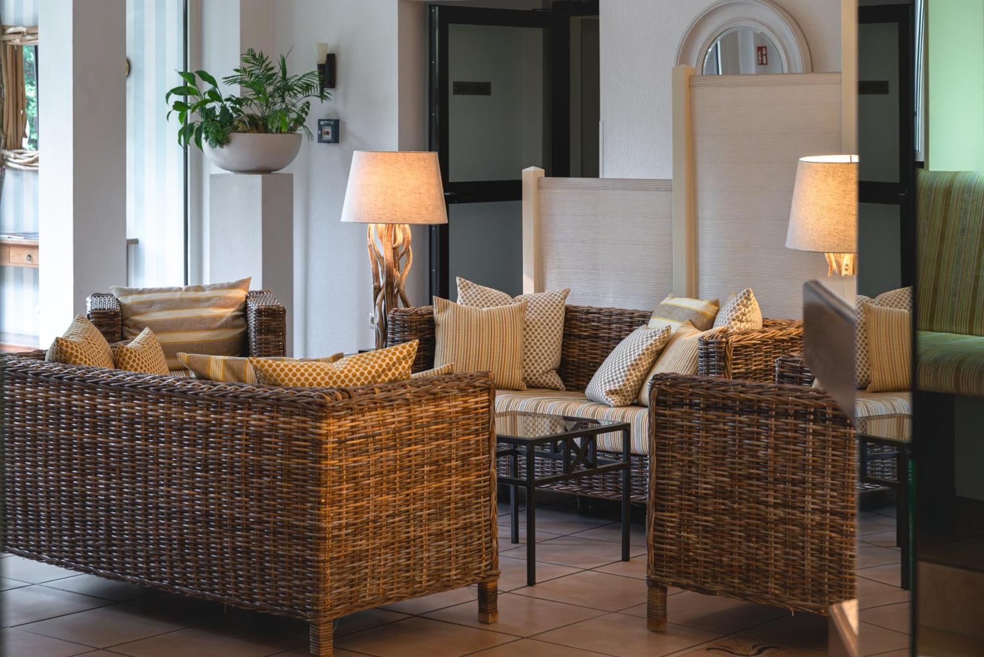 דיסלדורף Hotel Astra מראה חיצוני תמונה